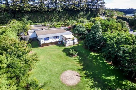 Photo of property in 45 Wiroa Road, Kerikeri, 0293