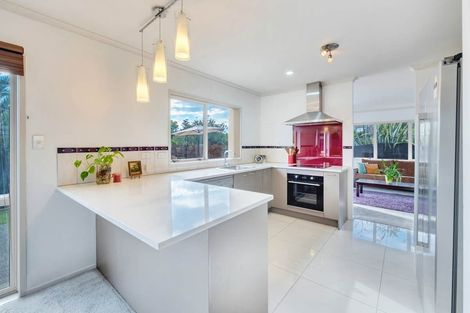 Photo of property in 7 Bibury Avenue, Henderson, Auckland, 0612