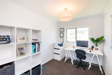 Photo of property in 9 Poplar Grove, Feilding, 4702