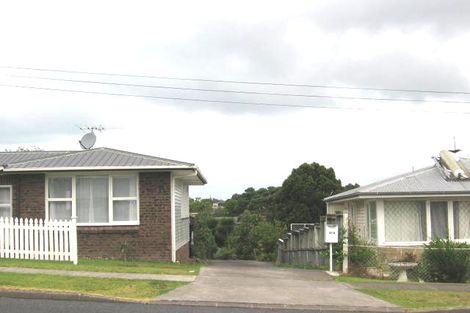Photo of property in 2/23 Sunnynook Road, Forrest Hill, Auckland, 0620