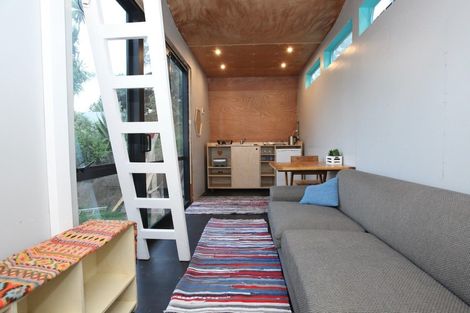 Photo of property in 112 Whaanga Road, Raglan, 3297