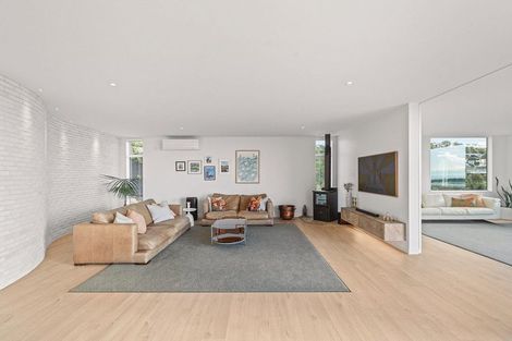Photo of property in 13 Saint Remy Lane, Redcliffs, Christchurch, 8081