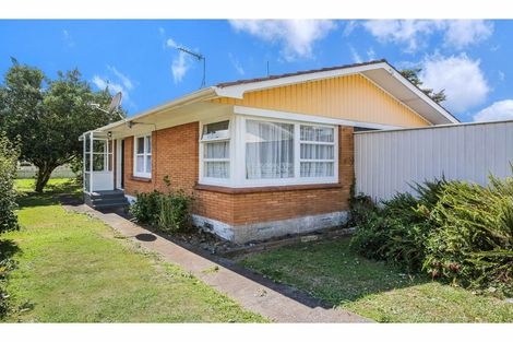 Photo of property in 2/4 Liverpool Street, Papakura, 2110