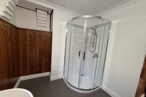 Photo of property in 30 Napier Street, Karaka Bays, Wellington, 6022