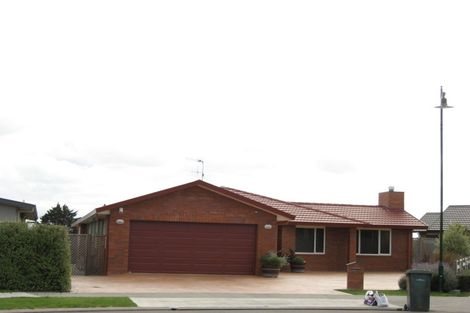 Photo of property in 17 Olive Grove, Havelock North, 4130