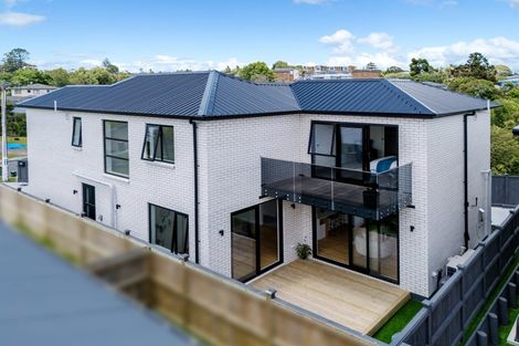 Photo of property in 28b Kereru Street, Henderson, Auckland, 0612