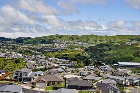 Photo of property in 10 Saba Way, Grenada Village, Wellington, 6037