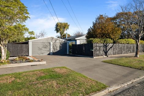 Photo of property in 44 Coopers Road, Dallington, Christchurch, 8061