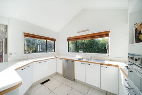 Photo of property in 12 Longmont Terrace, Churton Park, Wellington, 6037