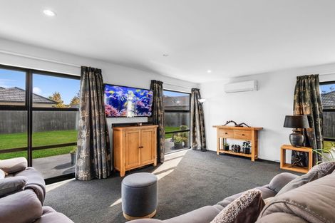 Photo of property in 90a Beaumont Drive, Rolleston, 7614