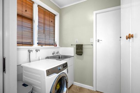 Photo of property in 19 Landsdowne Terrace, Cashmere, Christchurch, 8022