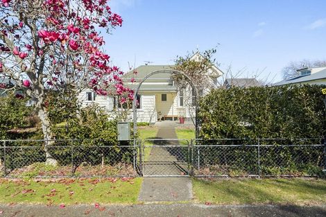 Photo of property in 31 Clare Street, Cambridge, 3434