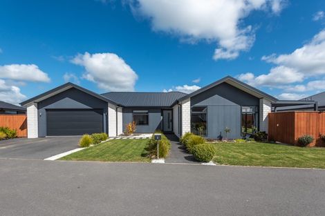 Photo of property in 6 Ayrshire Lane, Halswell, Christchurch, 8025