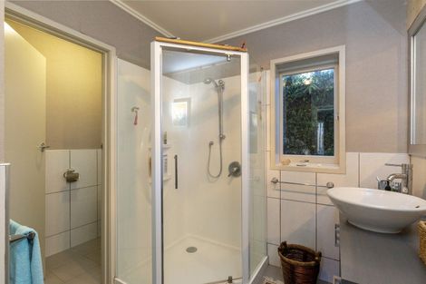 Photo of property in 15 Charles Crescent, Rainbow Point, Taupo, 3330