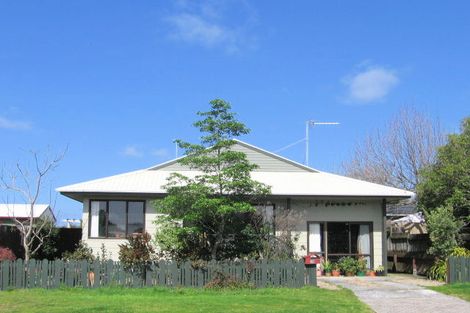 Photo of property in 38a Simpson Road, Papamoa Beach, Papamoa, 3118
