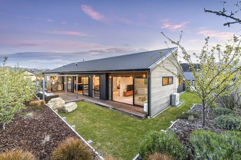 Photo of property in Northlake, 5 Linnburn Road, Wanaka, 9305