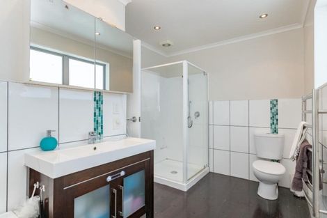 Photo of property in 29 Kiriwai Road, Paremata, Porirua, 5024