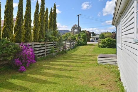 Photo of property in 46 Brandon Street, Featherston, 5710