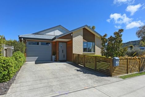 Photo of property in 3b Oxford Crescent, Ebdentown, Upper Hutt, 5018