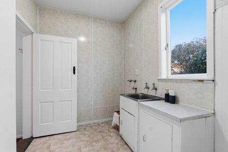 Photo of property in 12 Hillcrest Road, Hillcrest, Hamilton, 3216