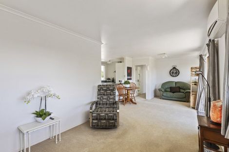 Photo of property in 61 Wynyard Street, Bell Block, New Plymouth, 4312