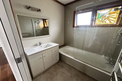 Photo of property in 22 Mary Crescent, Elderslea, Upper Hutt, 5018