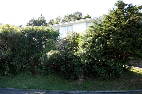 Photo of property in 19 Castle Crescent, Stokes Valley, Lower Hutt, 5019