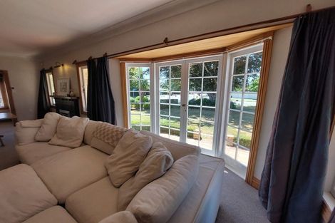 Photo of property in 37 Dalethorpe Avenue, Fairfield, Hamilton, 3214