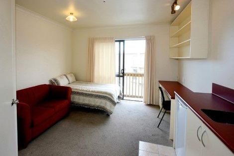 Photo of property in Cavalry Court, 3 Knox Street, Hamilton Central, Hamilton, 3204