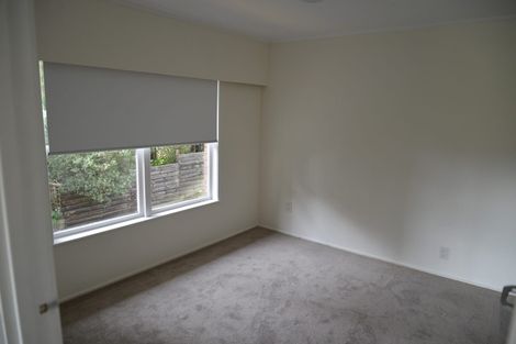 Photo of property in 2/21 Waverley Avenue, Glenfield, Auckland, 0629