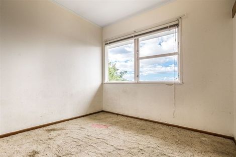 Photo of property in 46 Fairclough Road, Beach Haven, Auckland, 0626