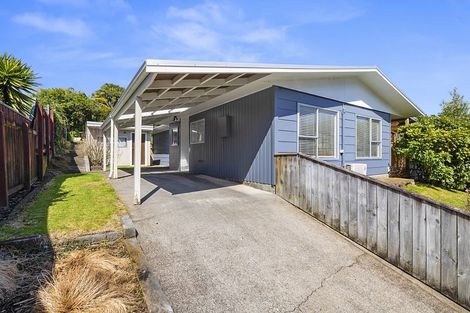 Photo of property in 1 Ross Place, Blagdon, New Plymouth, 4310