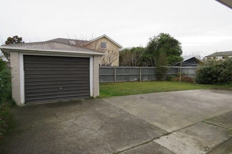 Photo of property in 72 Grahams Road, Burnside, Christchurch, 8041