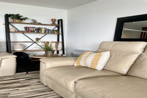 Photo of property in Piermont Apartments, 7b/82 Cable Street, Te Aro, Wellington, 6011