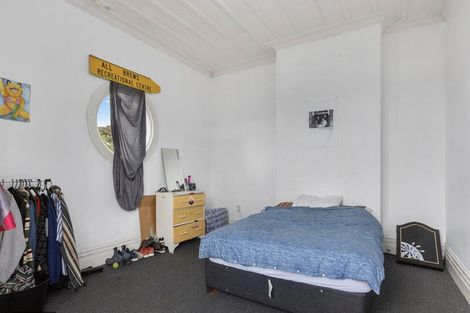 Photo of property in 132 Queen Street, North Dunedin, Dunedin, 9016