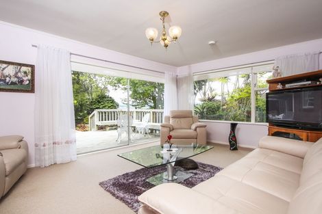 Photo of property in 10 Crompton Road, Massey, Auckland, 0614