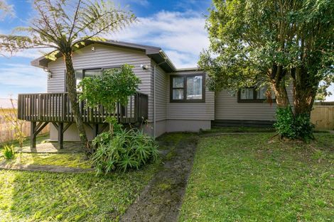 Photo of property in 7 Cardiff Crescent, Cannons Creek, Porirua, 5024