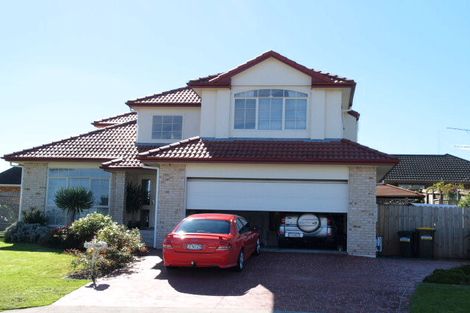 Photo of property in 21 Oakridge Way, Northpark, Auckland, 2013