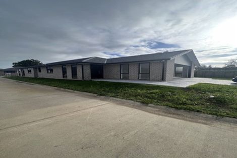 Photo of property in 35 Shaw Road, Coastlands, Whakatane, 3120