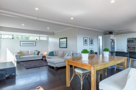 Photo of property in 29 Kiriwai Road, Paremata, Porirua, 5024