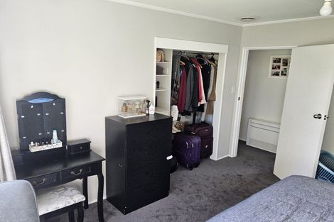 Photo of property in 13 Alton Grove, Masterton, 5810