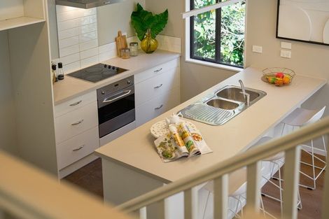 Photo of property in 168 Verbena Road, Birkdale, Auckland, 0626