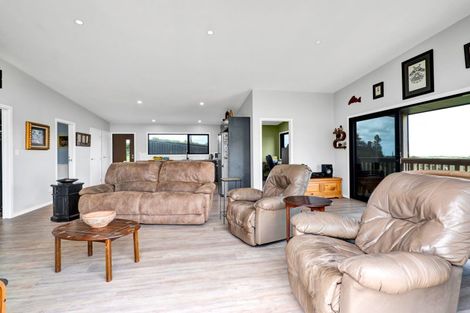 Photo of property in 621 Climie Road, Cardiff, Stratford, 4391