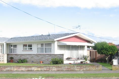 Photo of property in 2/43 Riverbend Road, Onekawa, Napier, 4110