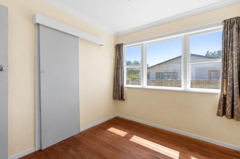 Photo of property in 38 Balmoral Street, Levin, 5510