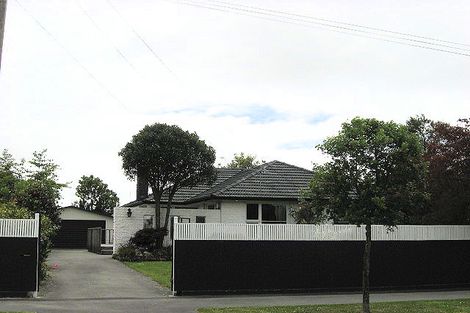 Photo of property in 8 Sandringham Place, Bryndwr, Christchurch, 8053