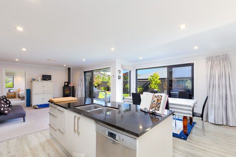 Photo of property in 16 Woolshed Drive, Stoke, Nelson, 7011