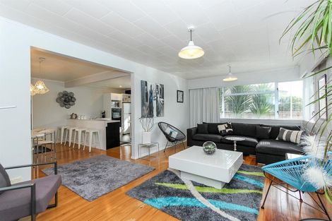 Photo of property in 158 Mangorei Road, Merrilands, New Plymouth, 4312