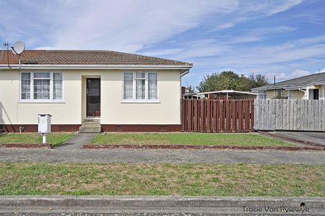 Photo of property in 1b Hobson Place, Takaro, Palmerston North, 4412