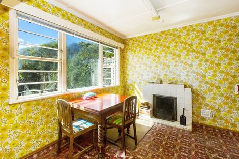 Photo of property in 17 Beacon Hill Road, Strathmore Park, Wellington, 6022